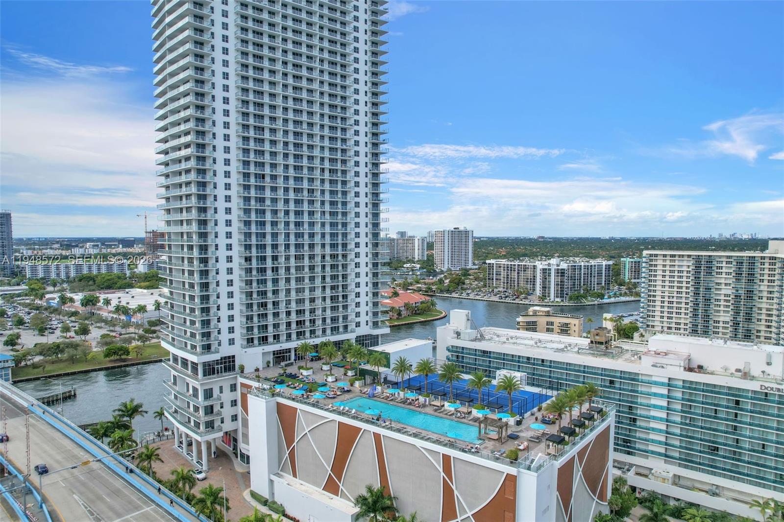 4010 S Ocean Drive R701 Property Photo 1