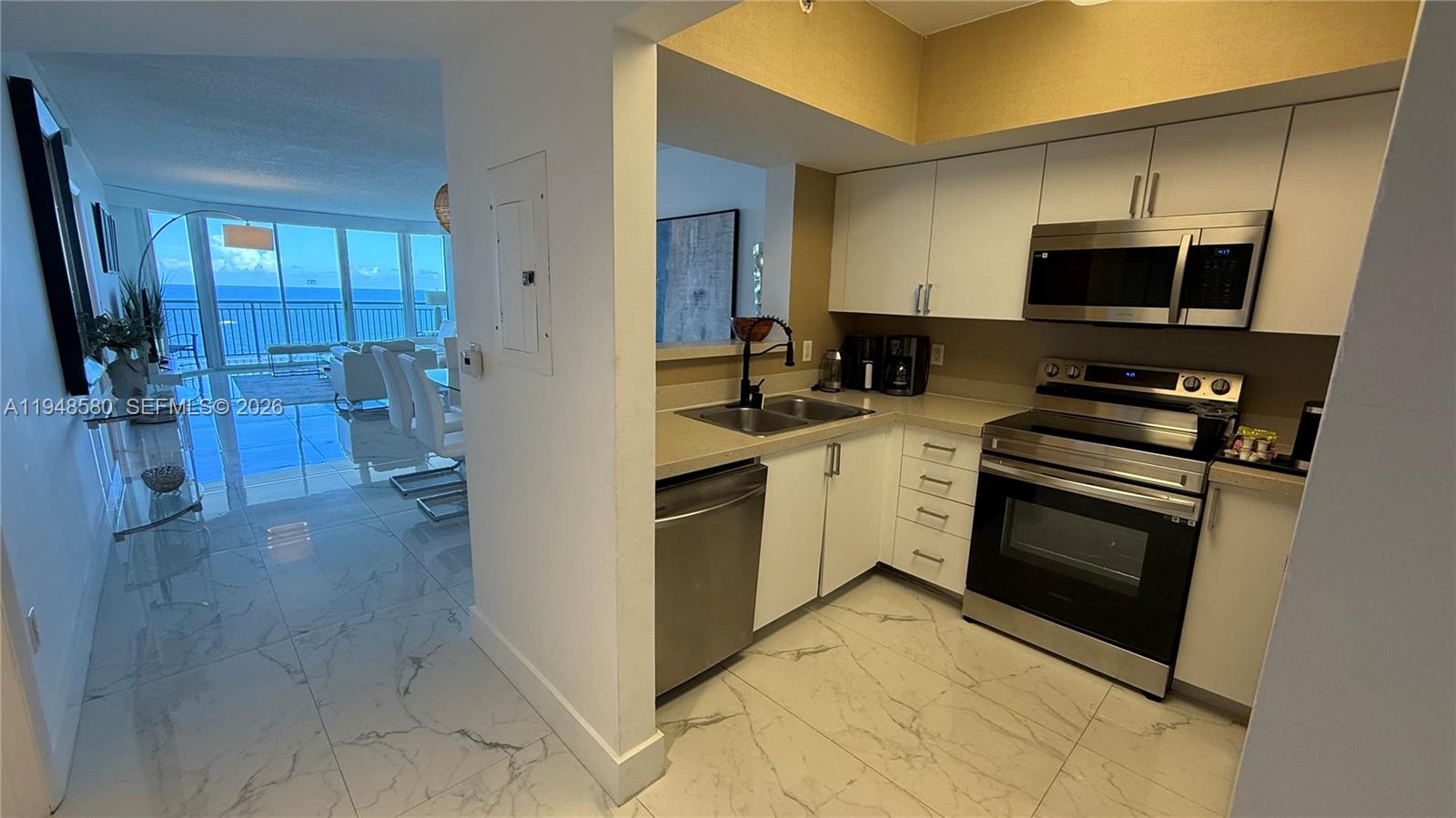 17375 Collins Avenue 1901 Property Photo 3