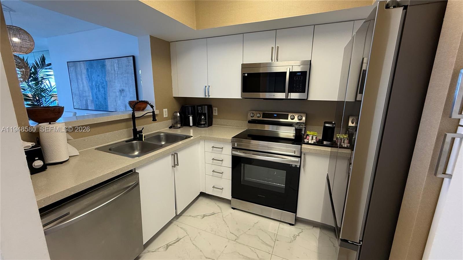 17375 Collins Avenue 1901 Property Photo 4