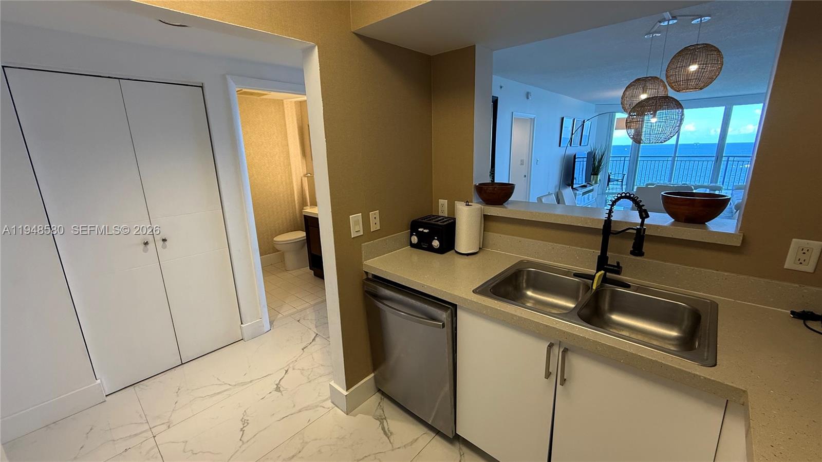 17375 Collins Avenue 1901 Property Photo 5