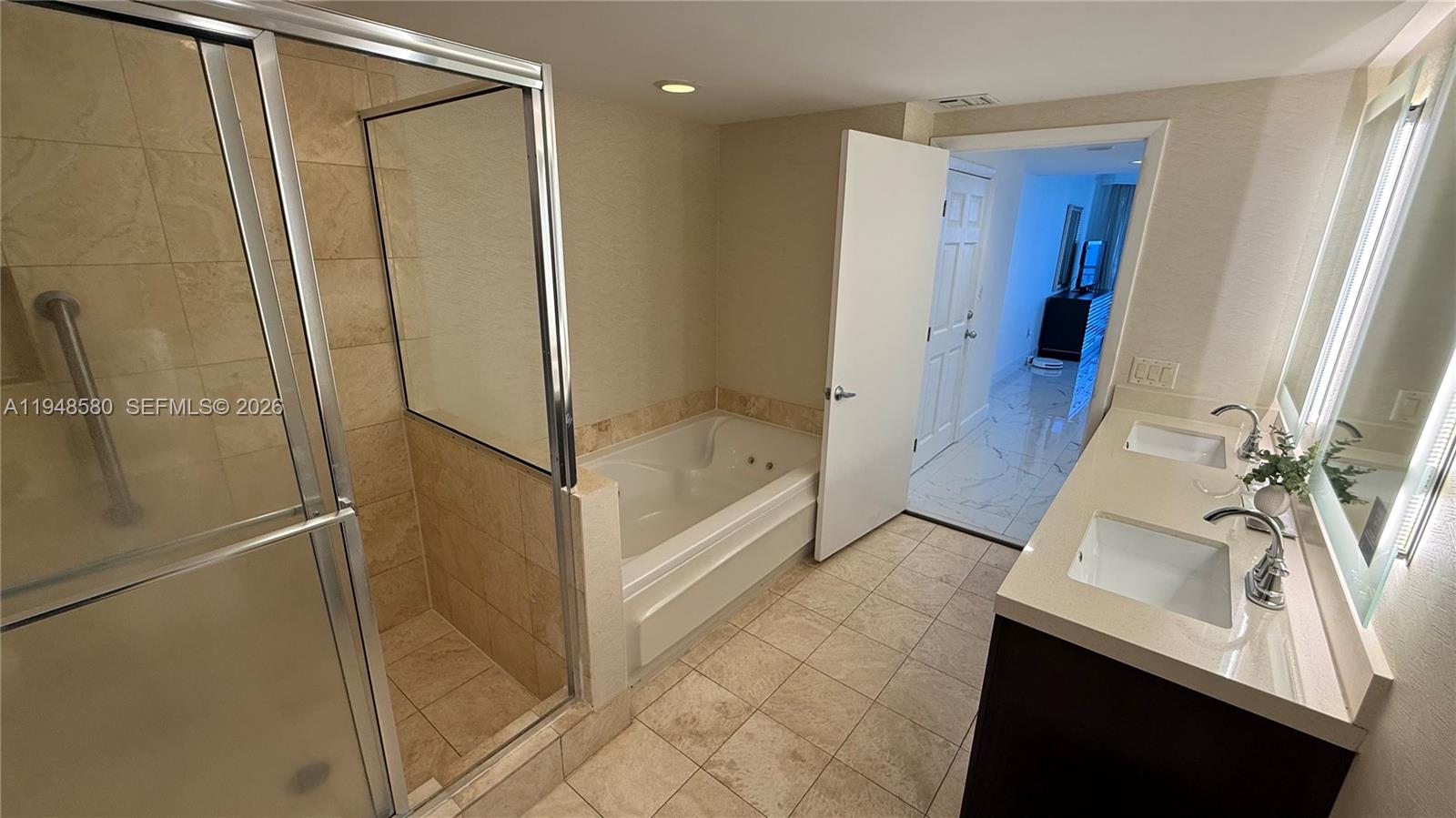 17375 Collins Avenue 1901 Property Photo 40