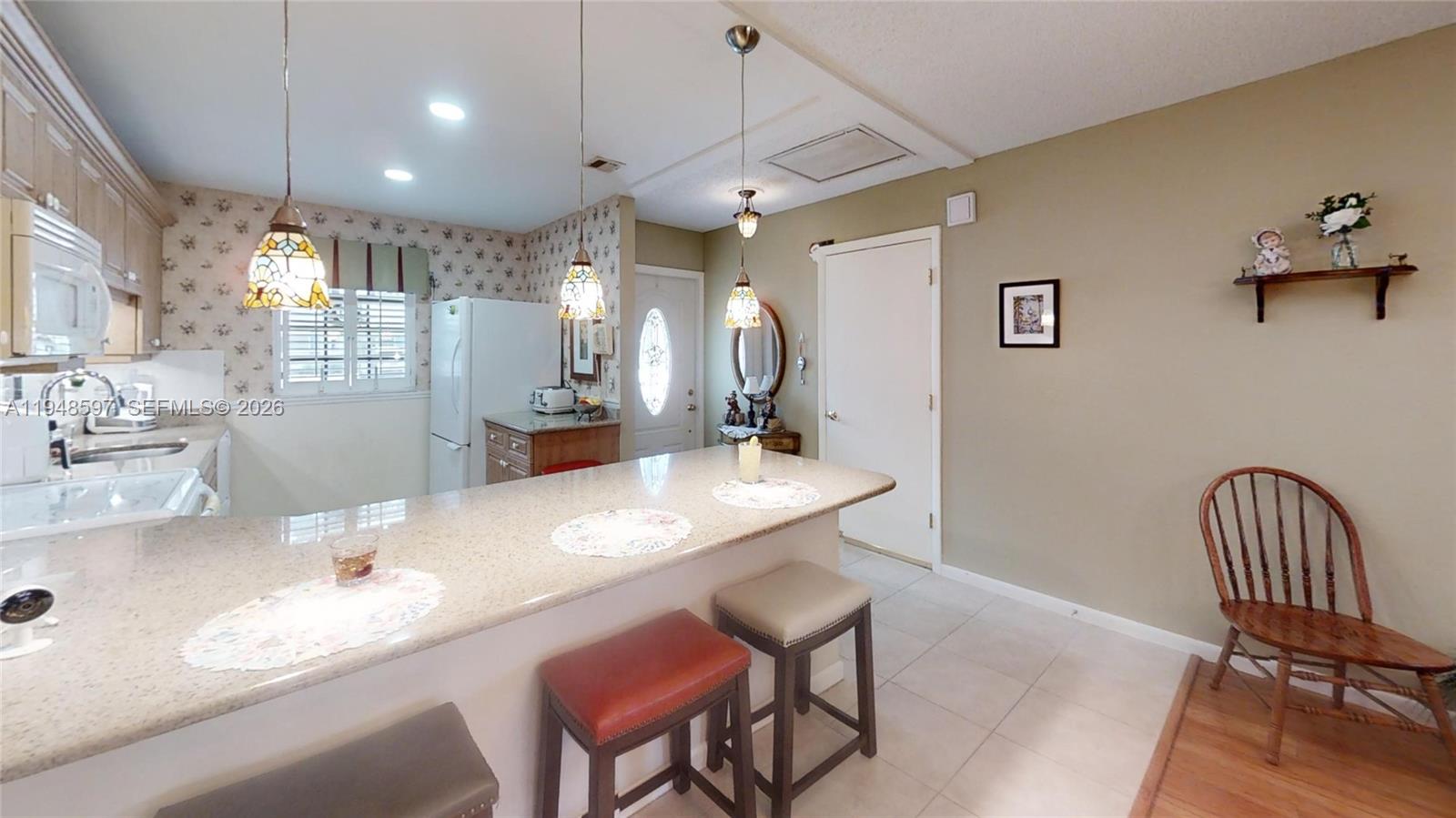 1527 Edgewater Circle Property Photo 36