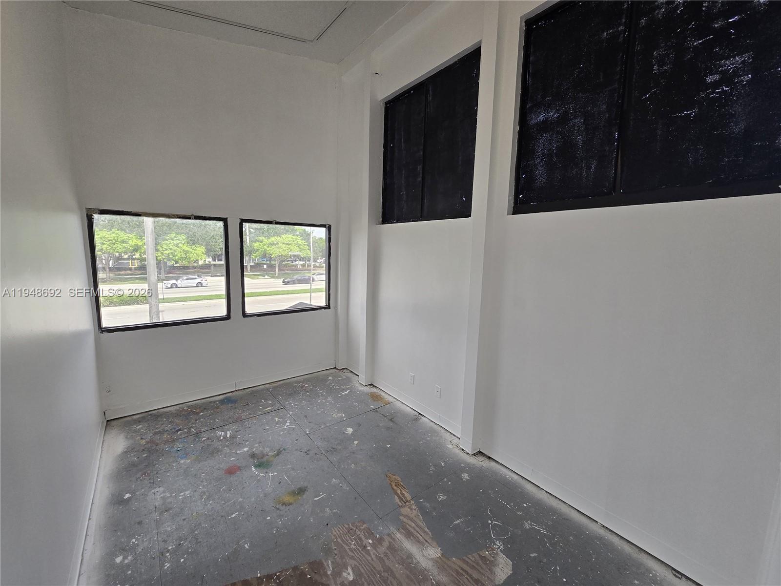 5800 N University Drive Unit A Property Photo 8