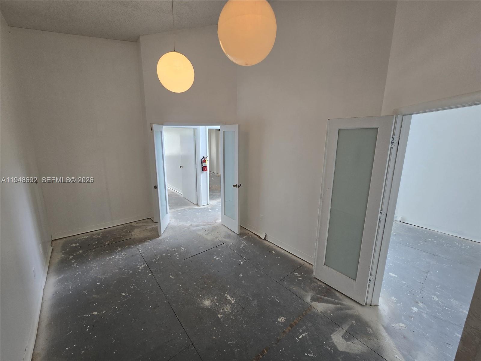 5800 N University Drive Unit A Property Photo 10