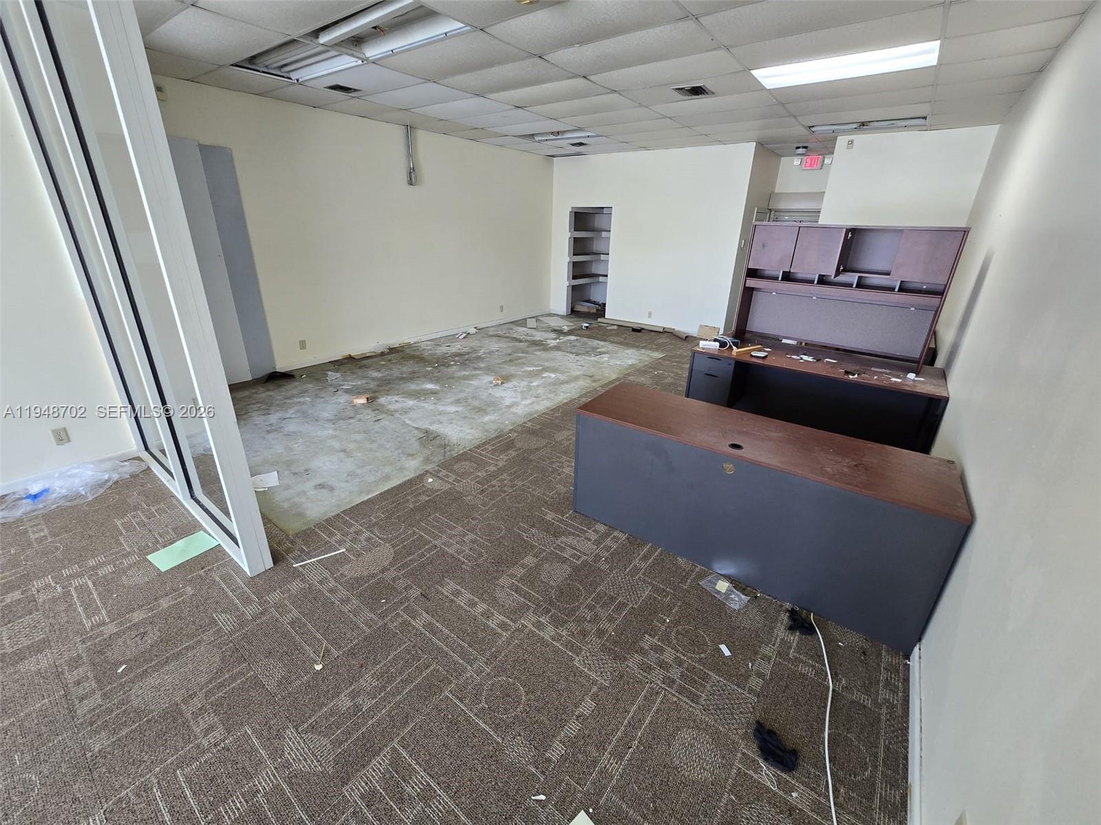 1041 W Commercial Boulevard #101 Property Photo 6