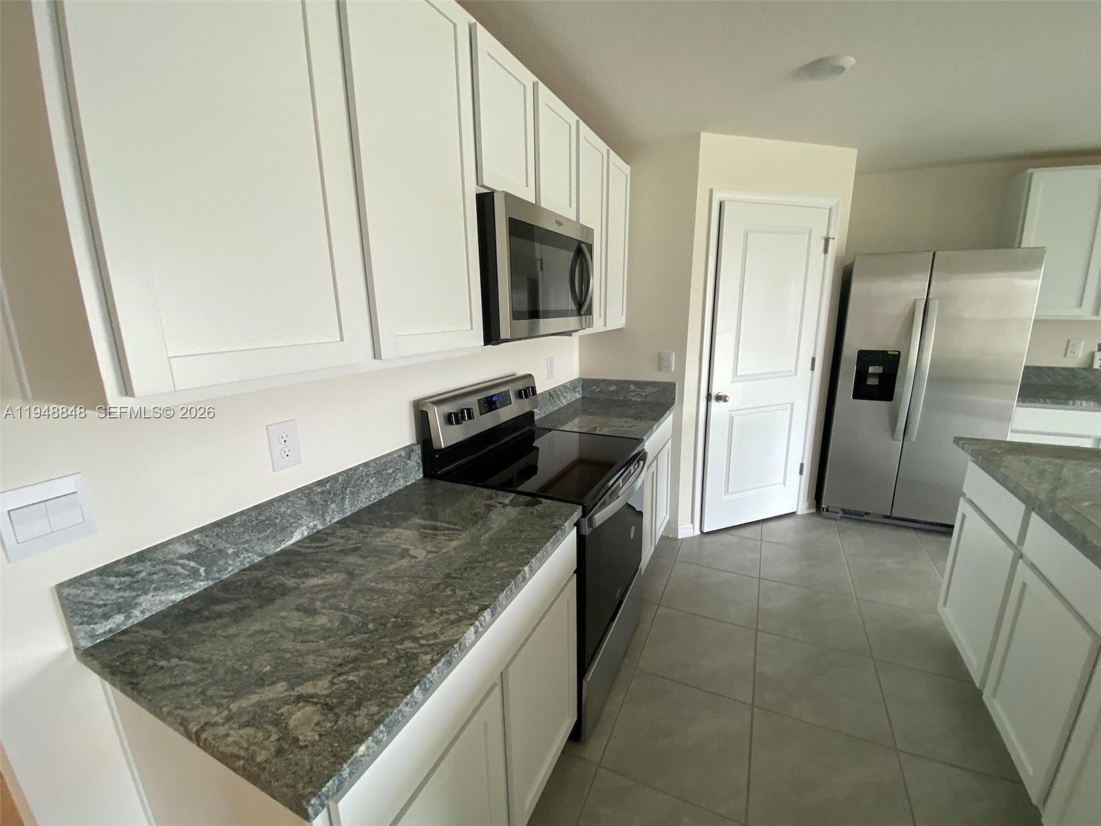 8864 Sw 49th Circle Property Photo 16