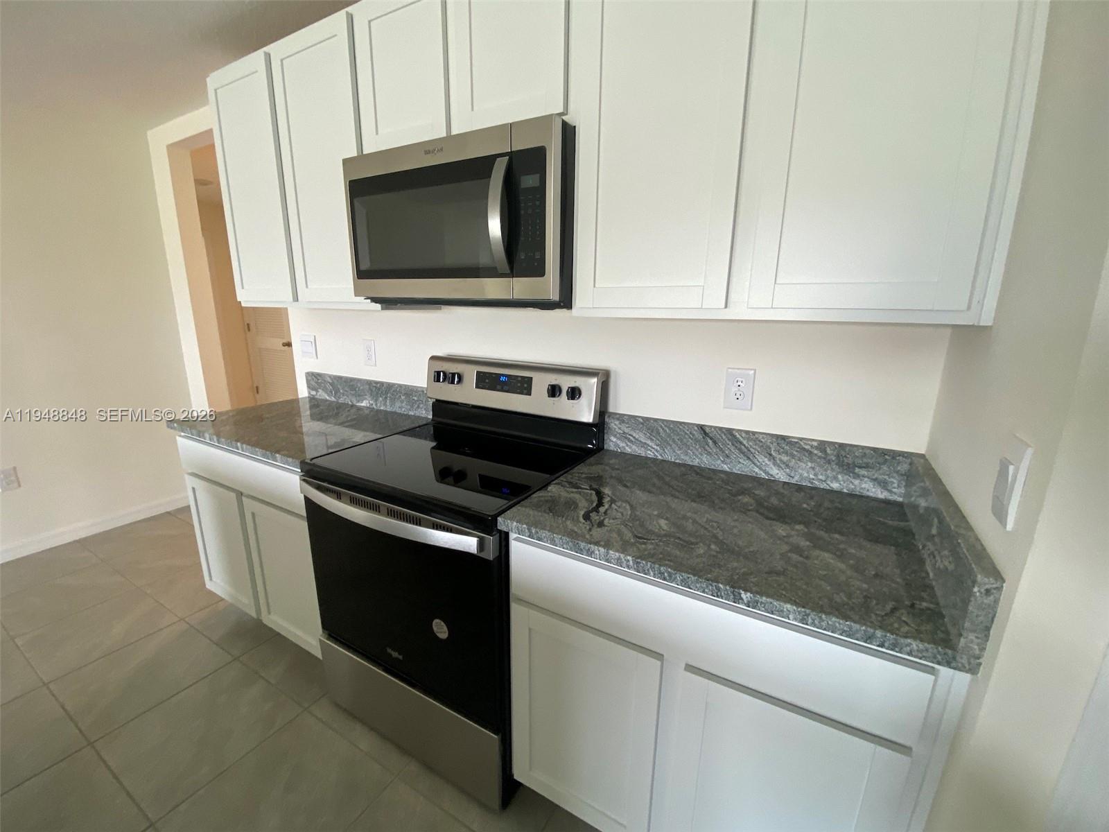 8864 Sw 49th Circle Property Photo 18