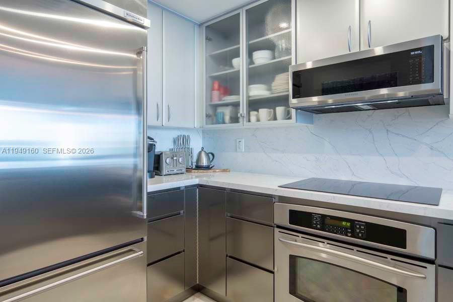 540 West Avenue 411 Property Photo 11