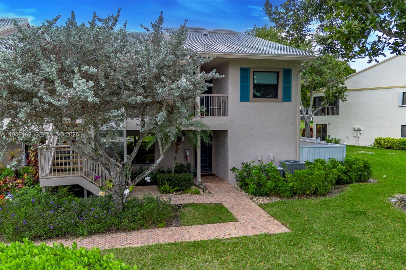 2 Eastgate Drive C Property Photo 56