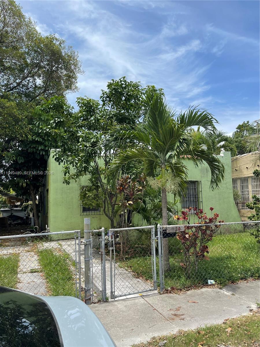 1120 Nw 31st Street Property Photo 1
