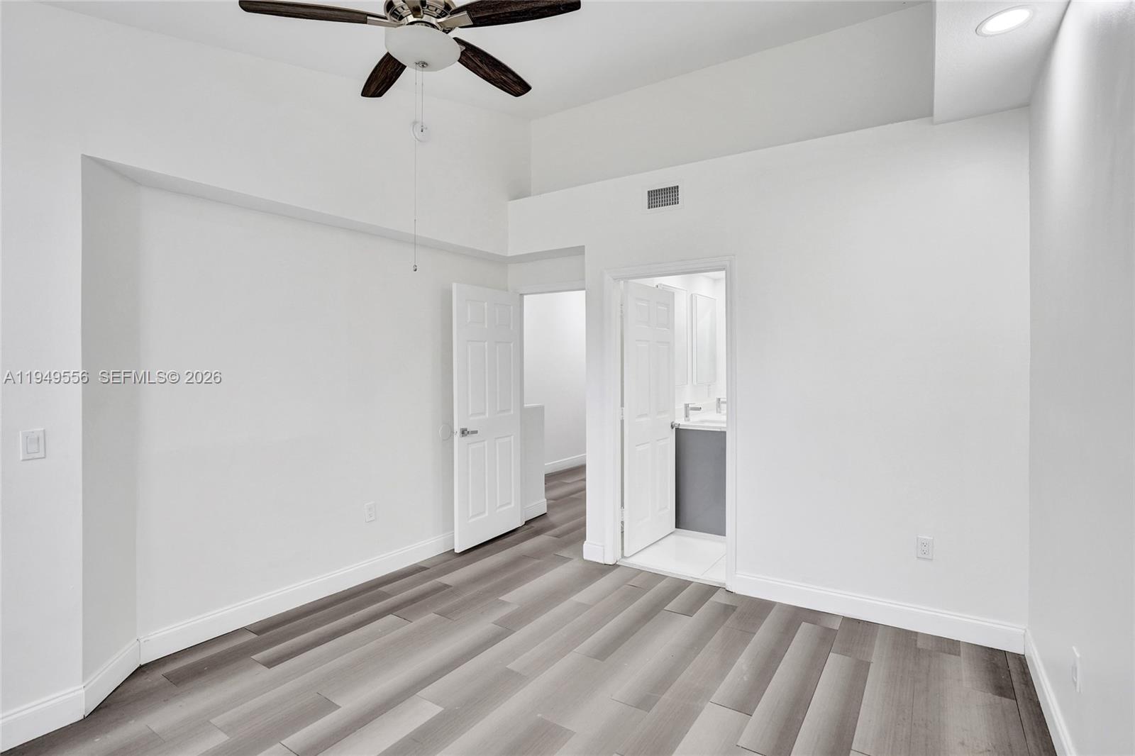 4183 Crystal Lake Drive Property Photo 21
