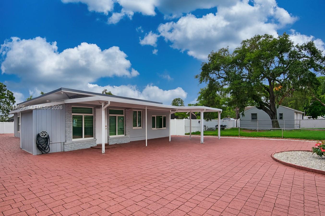 6120 Hayes Street Property Photo 1