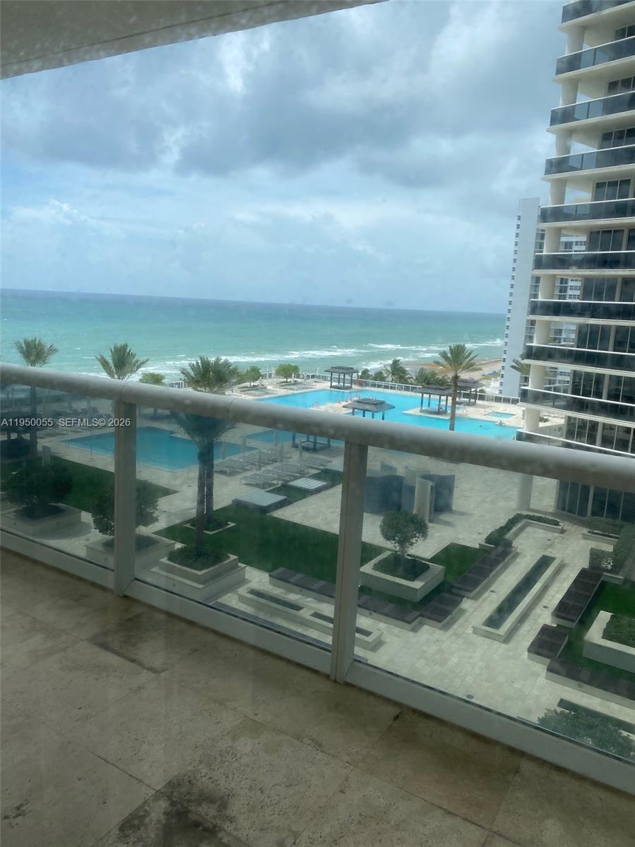 1830 S Ocean Drive 1106 Property Photo 1