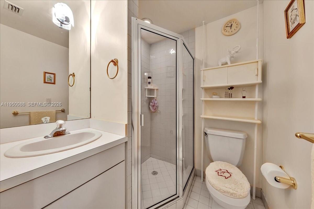 10101 Collins Avenue 16b Property Photo 62