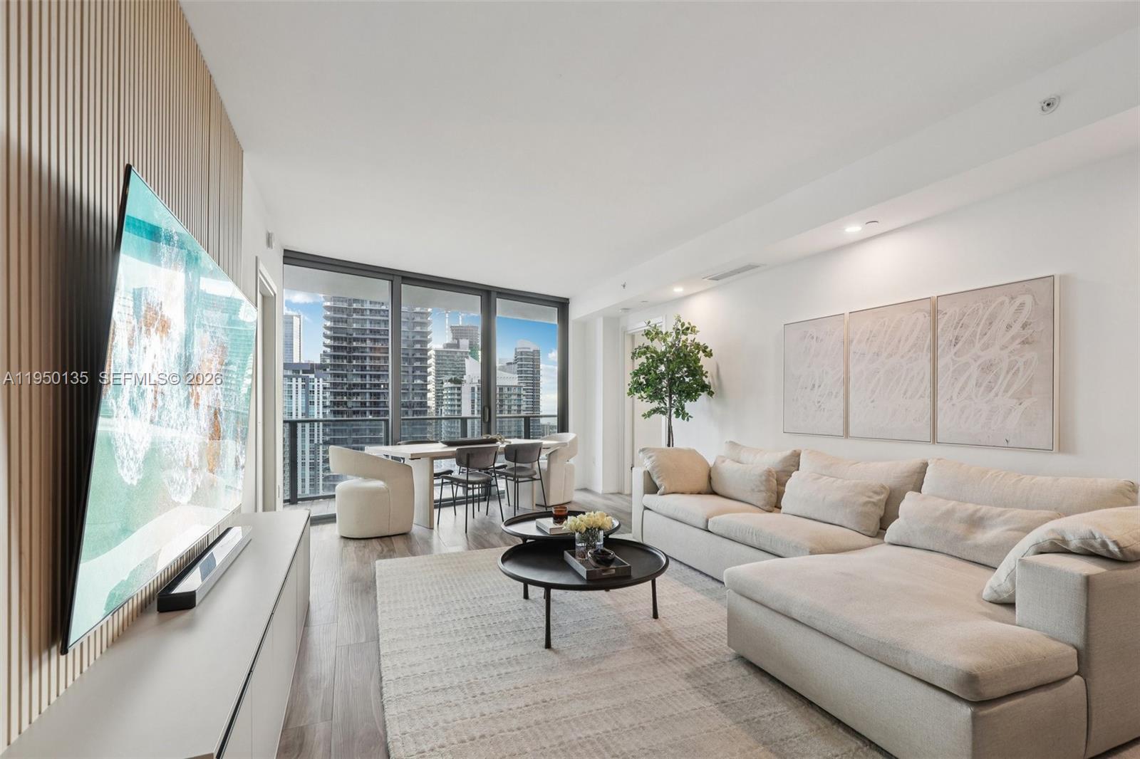 801 S Miami Avenue 3802 Property Photo 1
