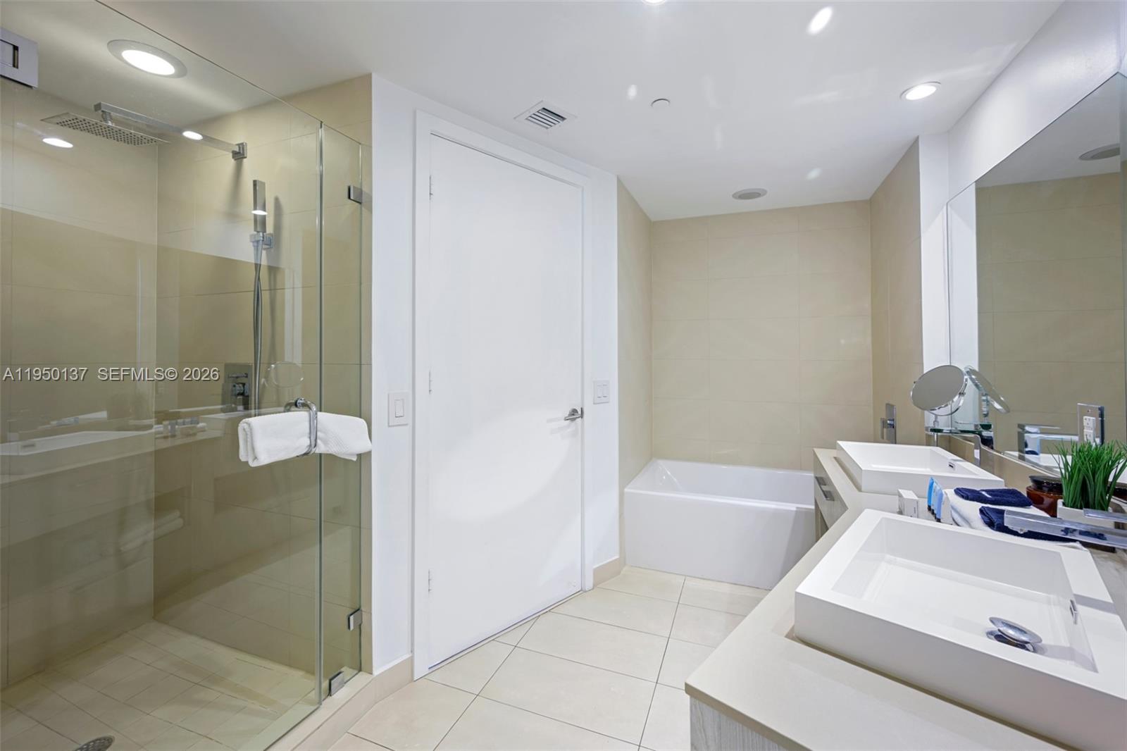 4111 S Ocean Drive 3002 Property Photo 11