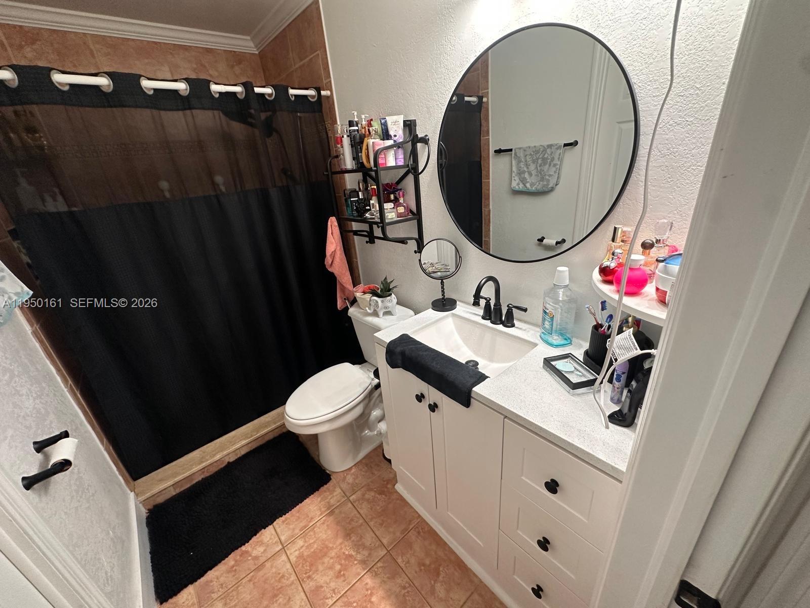 6370 Royal Woods Drive Property Photo 6