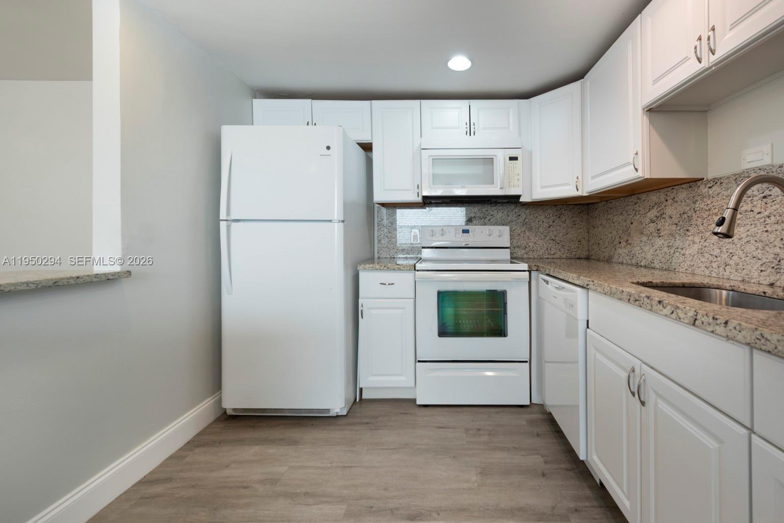 494 Monaco K 494 Property Photo 10