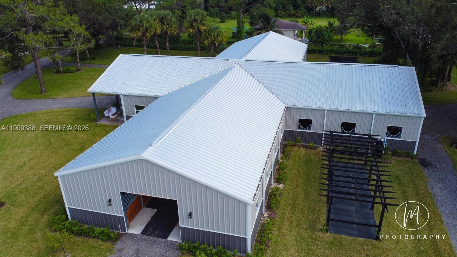 A11950388 Property Photo 5