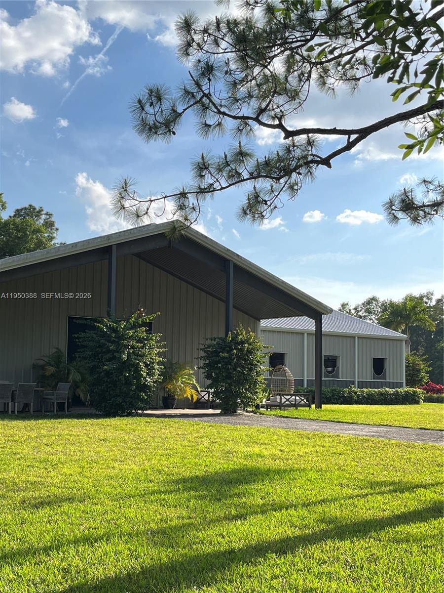 A11950388 Property Photo 18