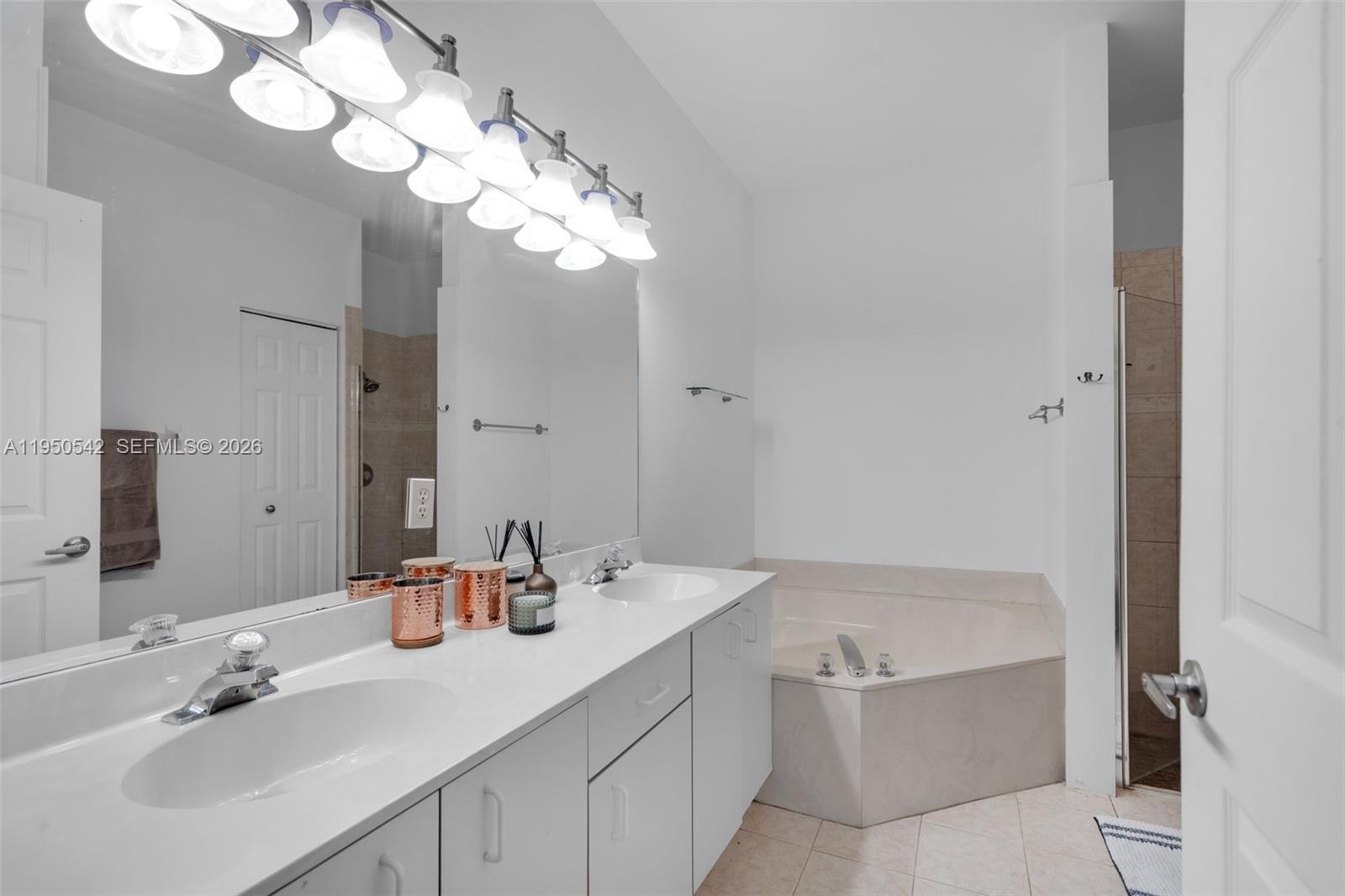 7980 S Aragon Boulevard 2 Property Photo 16