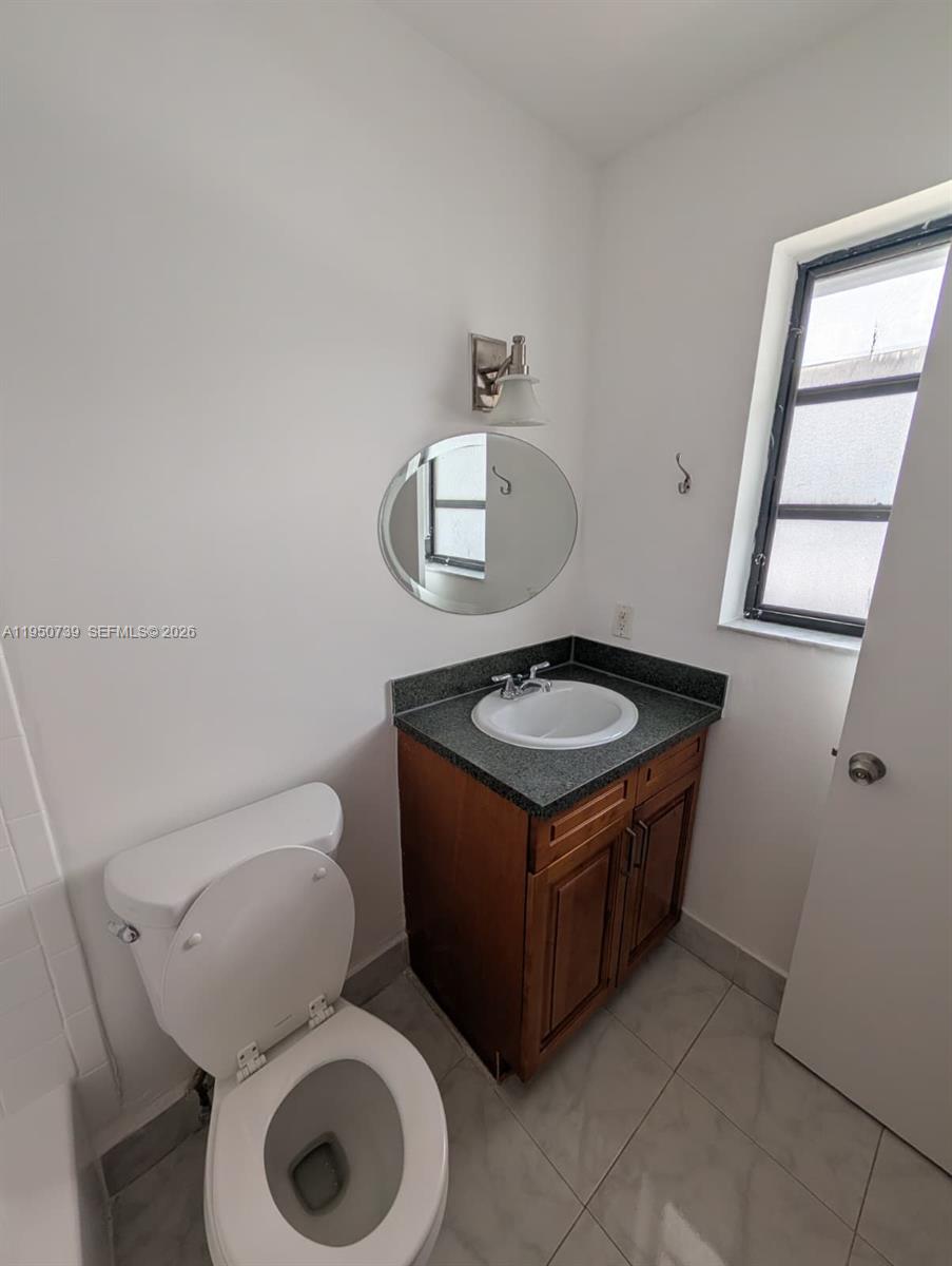 235 Antilla Avenue 4 Property Photo 10
