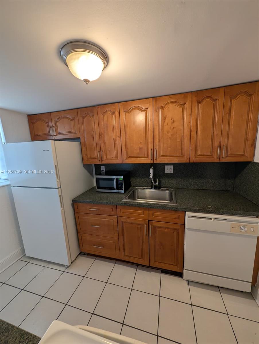 235 Antilla Avenue 4 Property Photo 13