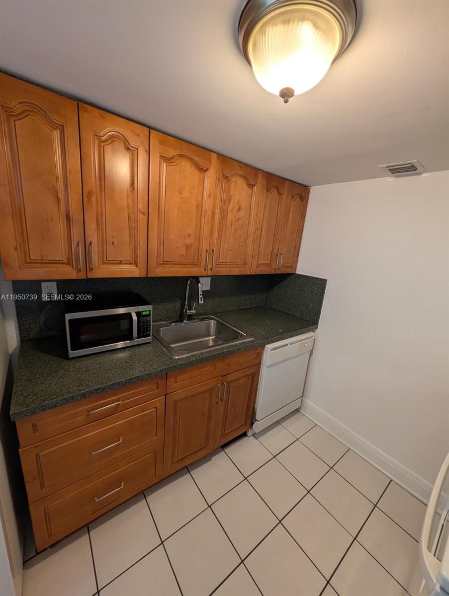 235 Antilla Avenue 4 Property Photo 16