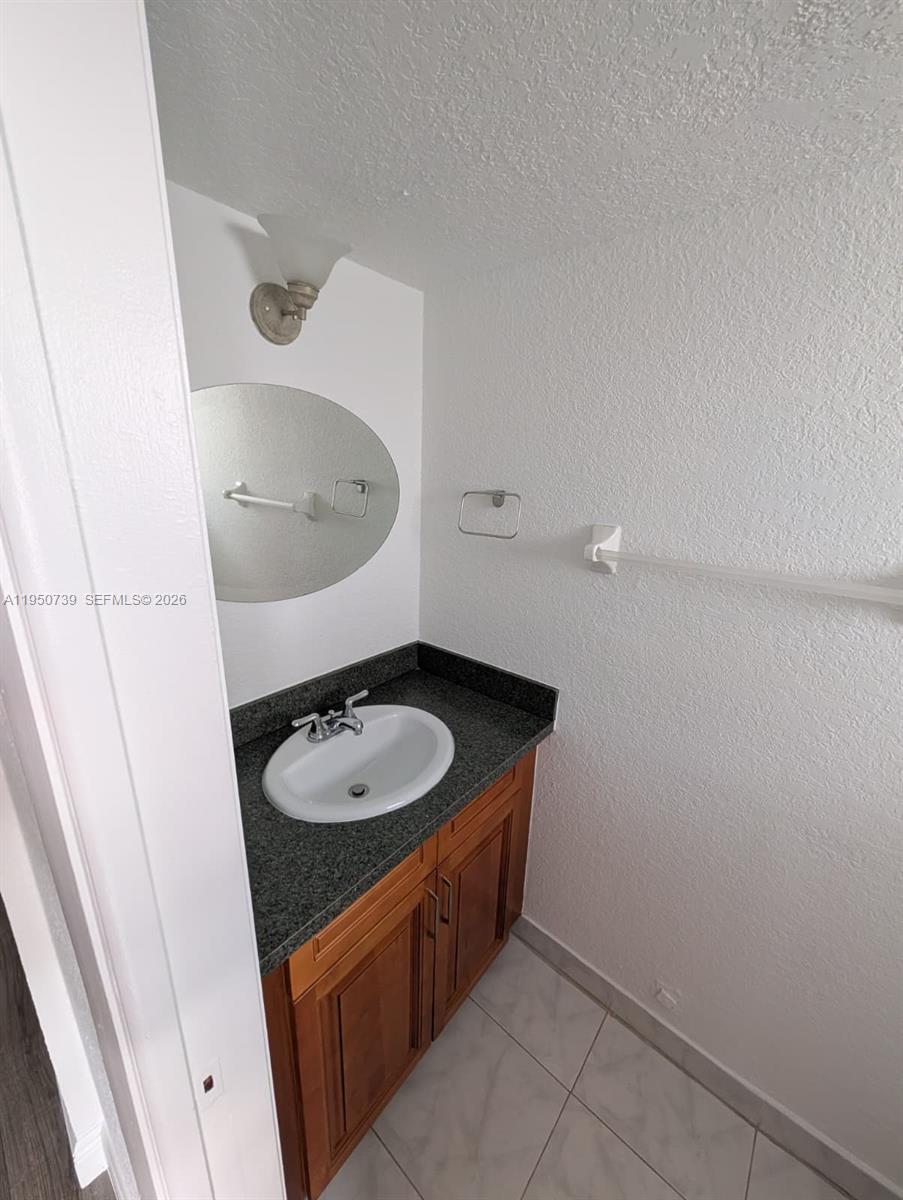 235 Antilla Avenue 4 Property Photo 25