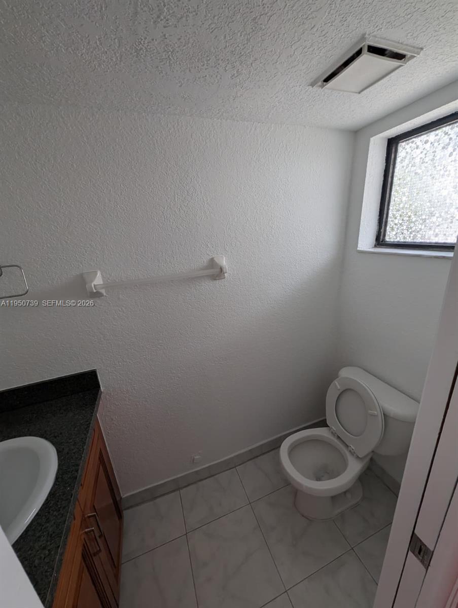235 Antilla Avenue 4 Property Photo 26