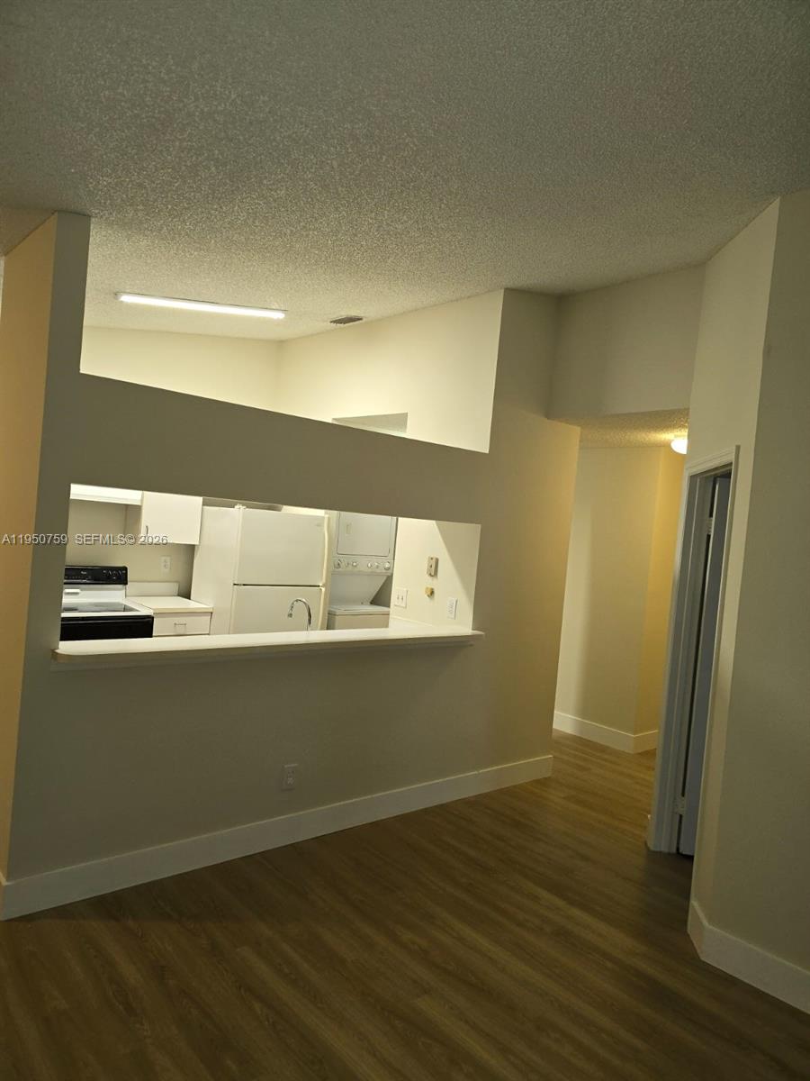 A11950759 Property Photo 10
