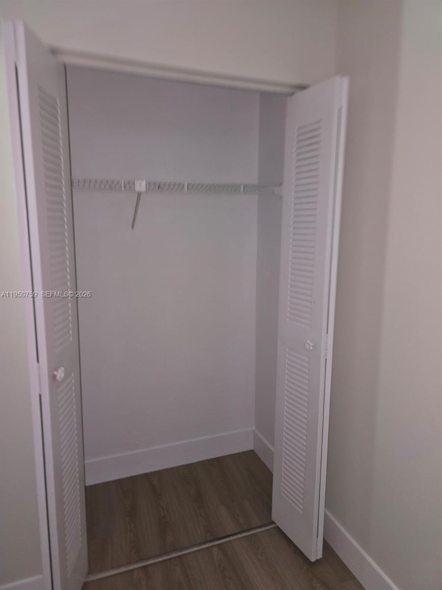A11950759 Property Photo 11