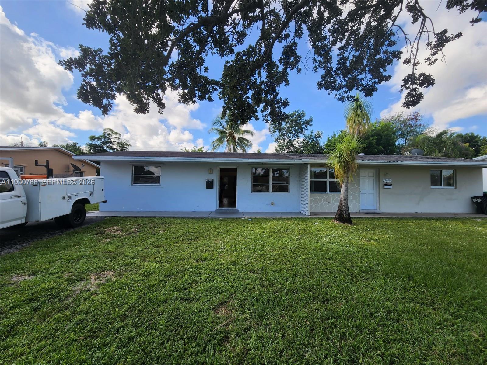 9438 SW 51st Street