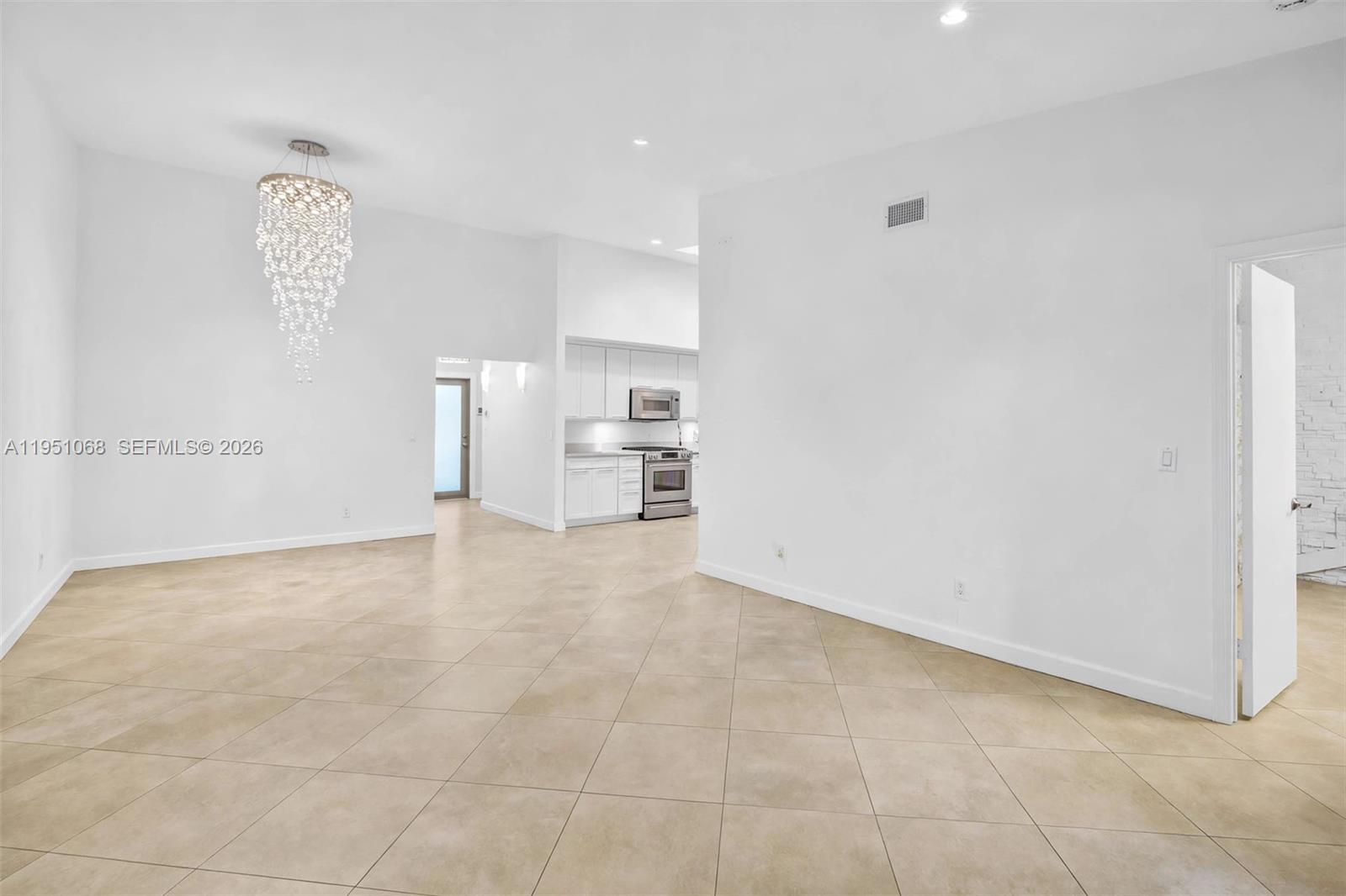 21248 Harbor Way 243-24 Property Photo 3