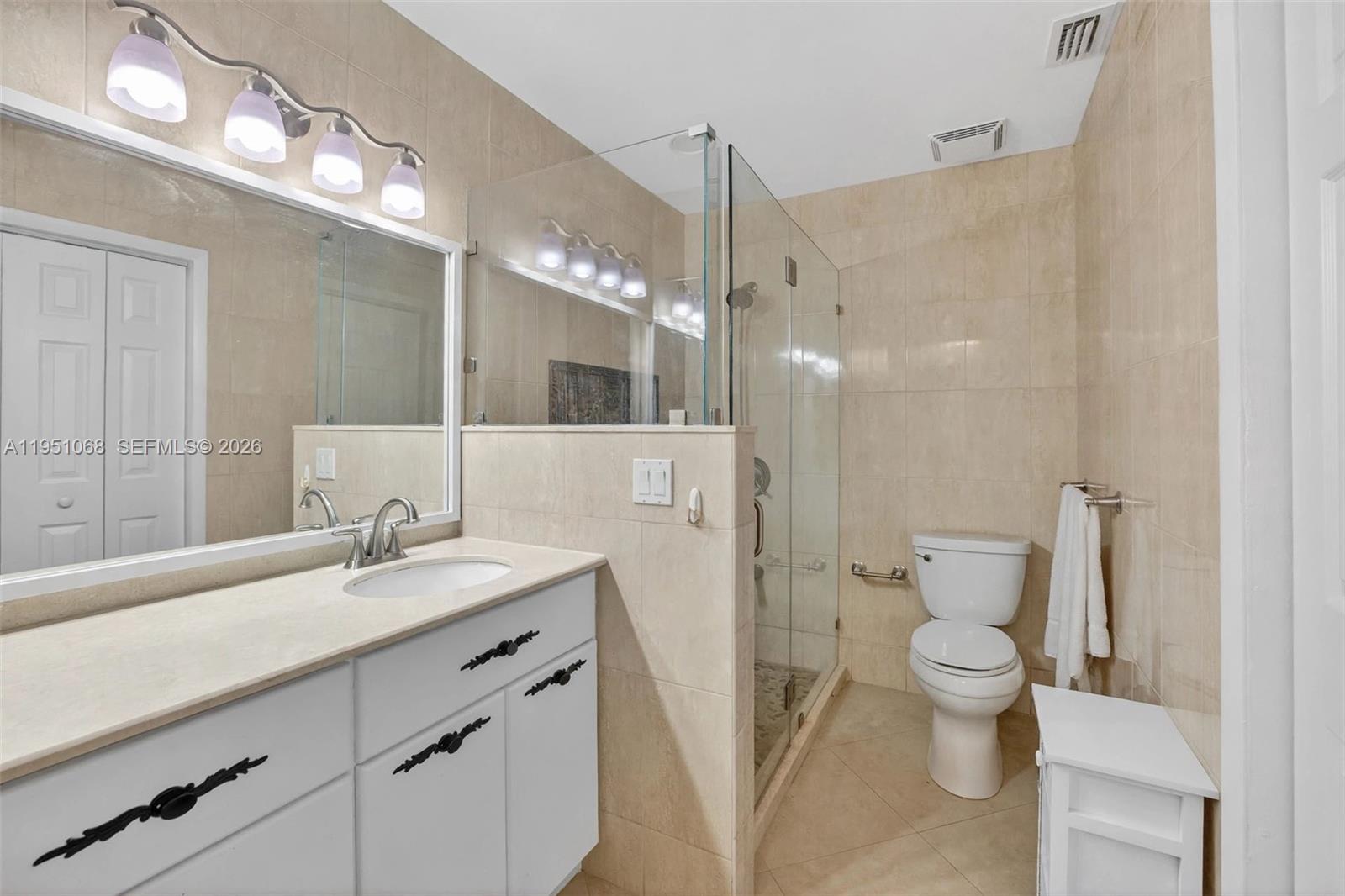 21248 Harbor Way 243-24 Property Photo 12