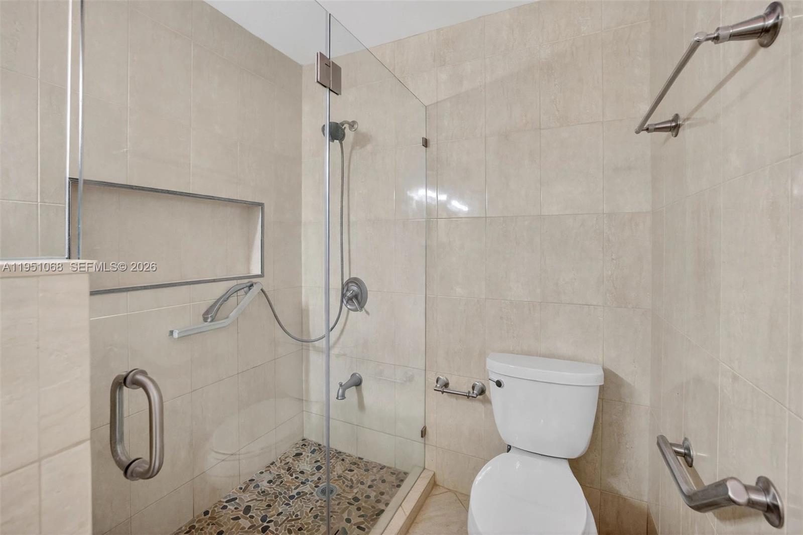 21248 Harbor Way 243-24 Property Photo 13