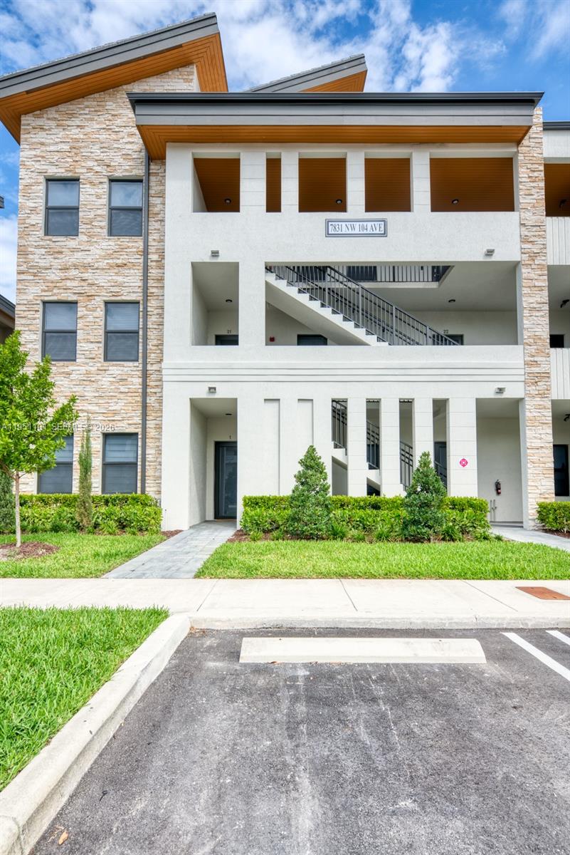 7831 NW 104th Avenue 23