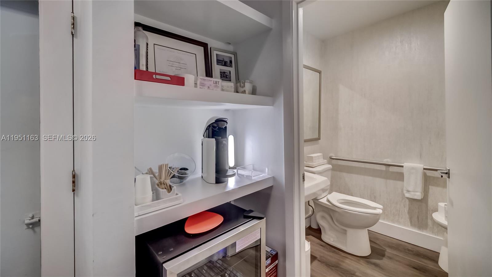 260 Crandon Boulevard E18 Property Photo 15