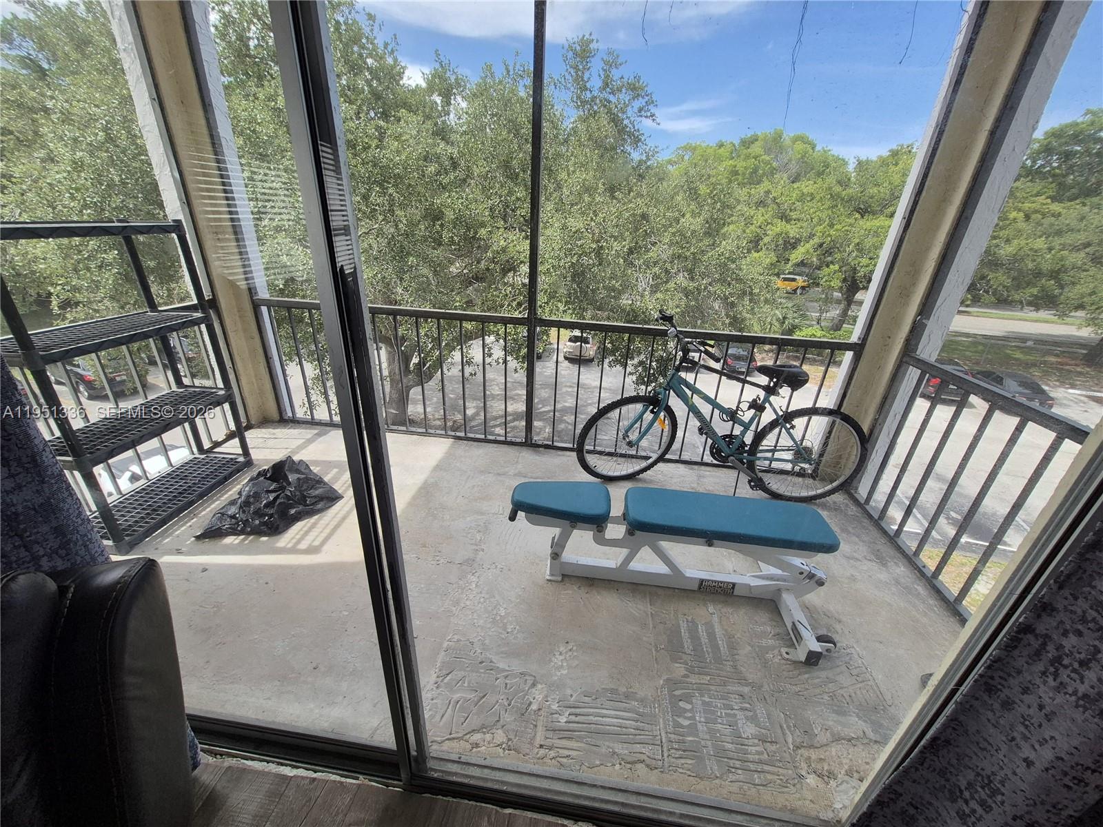 A11951336 Property Photo 4