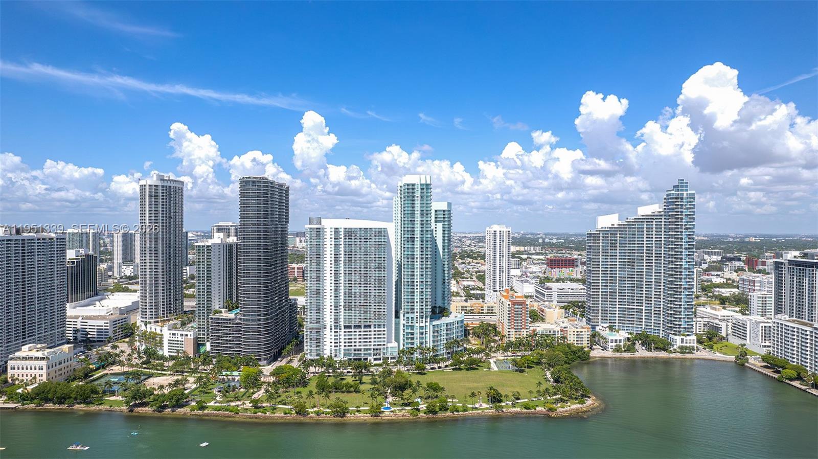 1900 N Bayshore Drive Property Photo 2