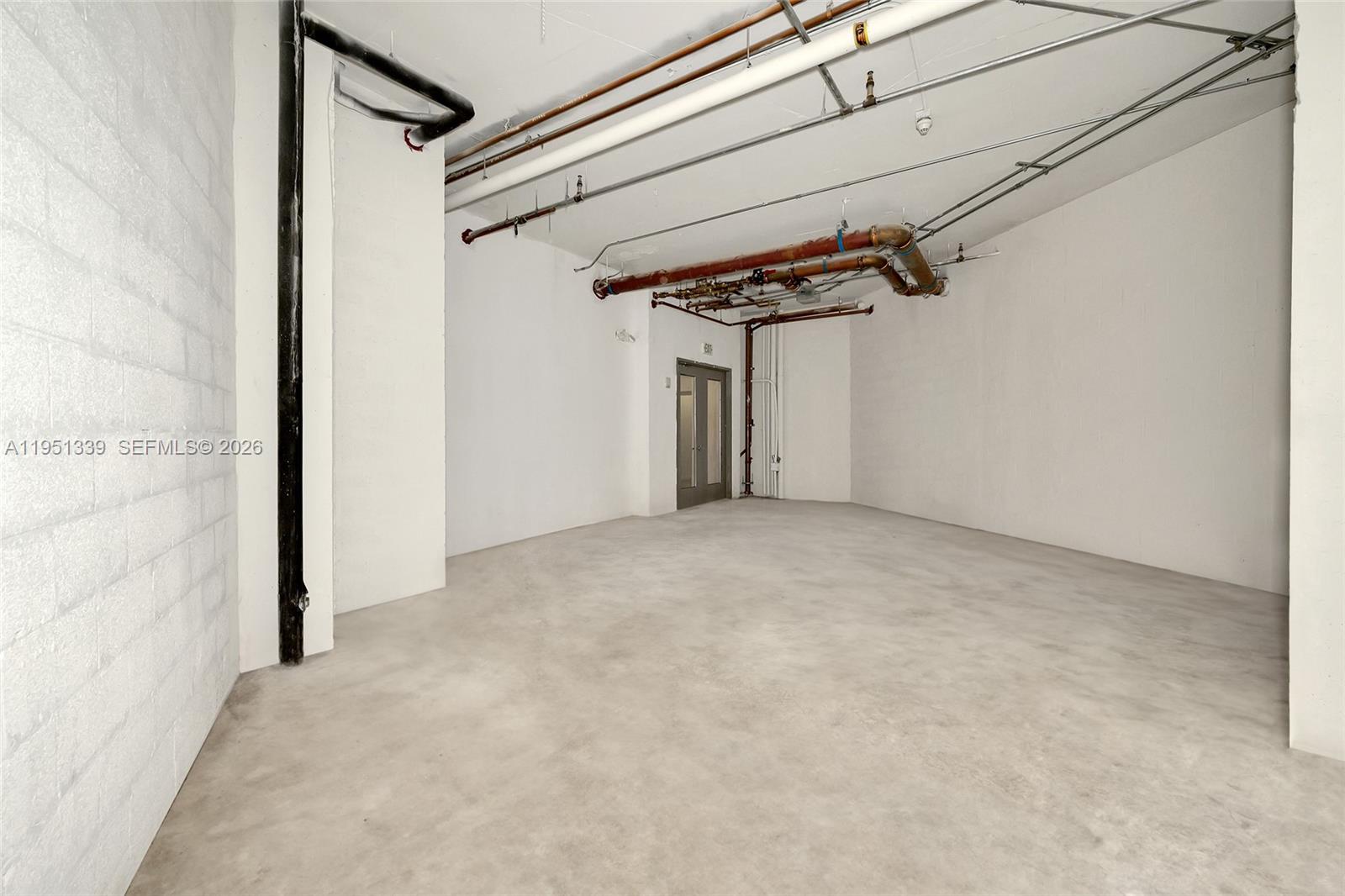 1900 N Bayshore Drive Property Photo 20