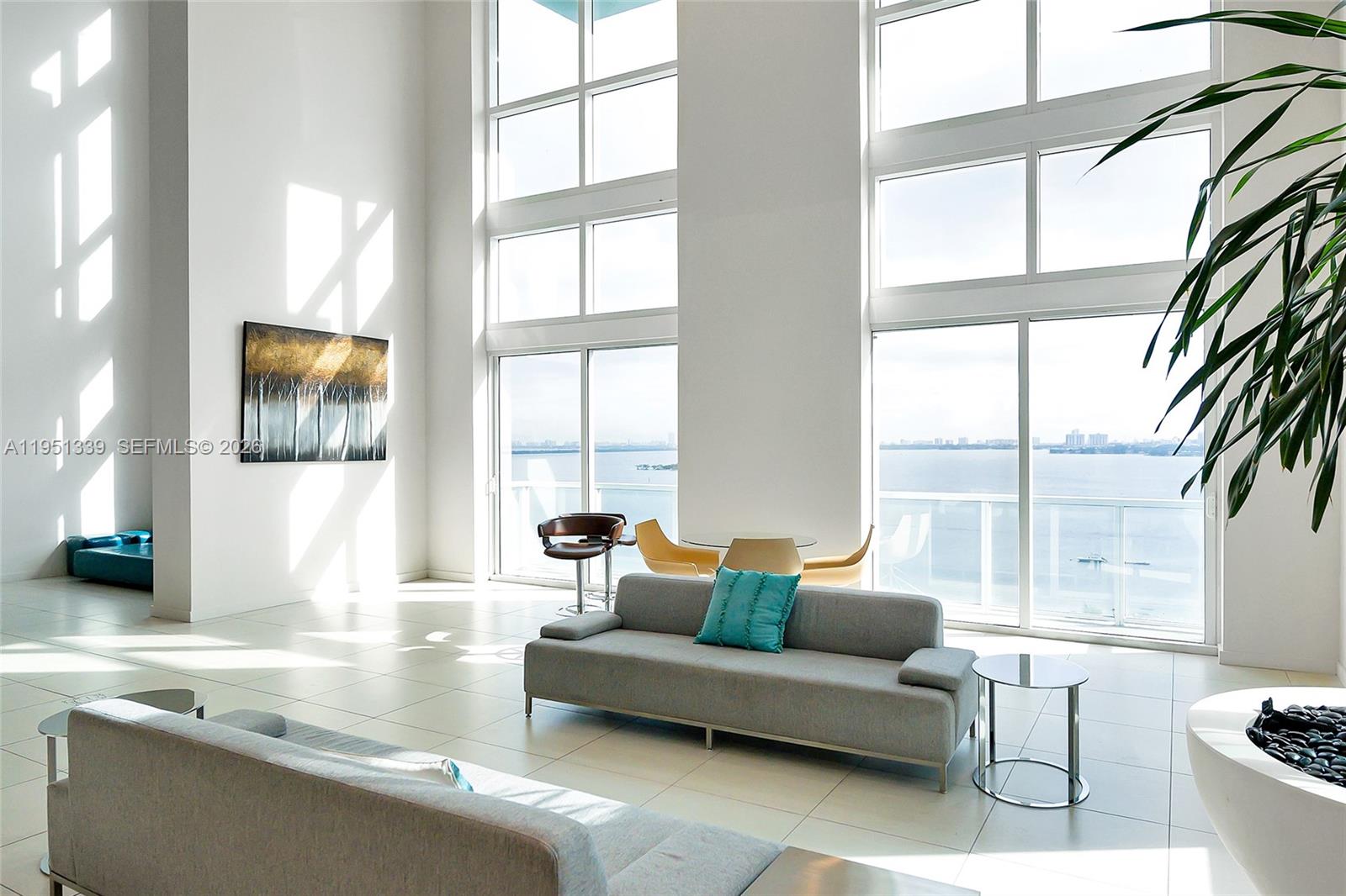 1900 N Bayshore Drive Property Photo 22