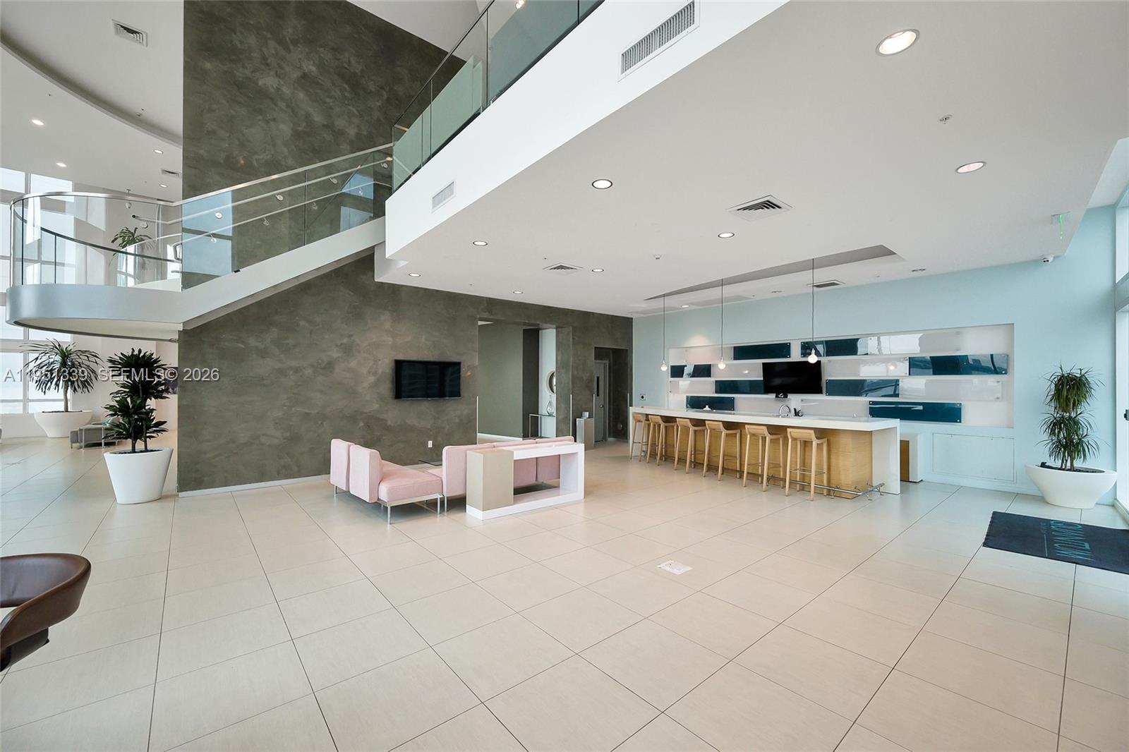 1900 N Bayshore Drive Property Photo 27