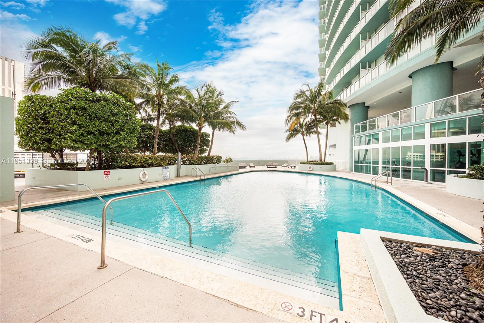 1900 N Bayshore Drive Property Photo 31