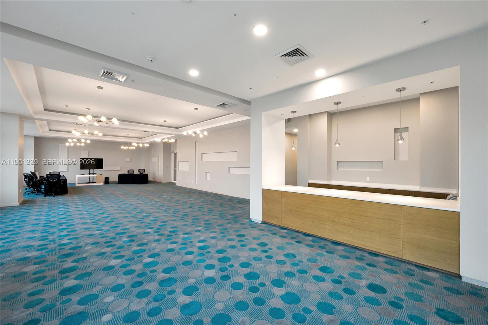 1900 N Bayshore Drive Property Photo 38