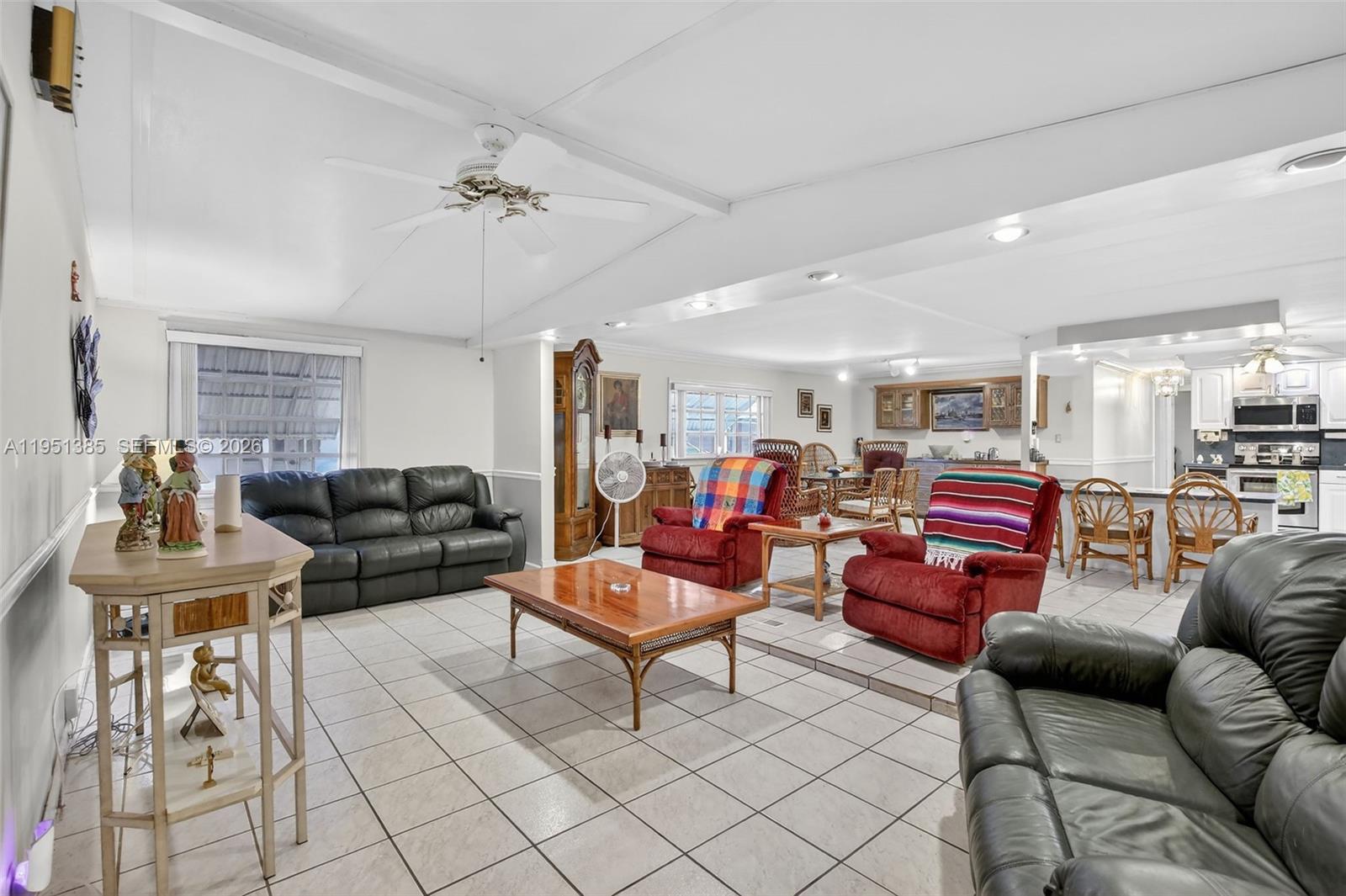 3033 Lakeshore Drive Property Photo 17
