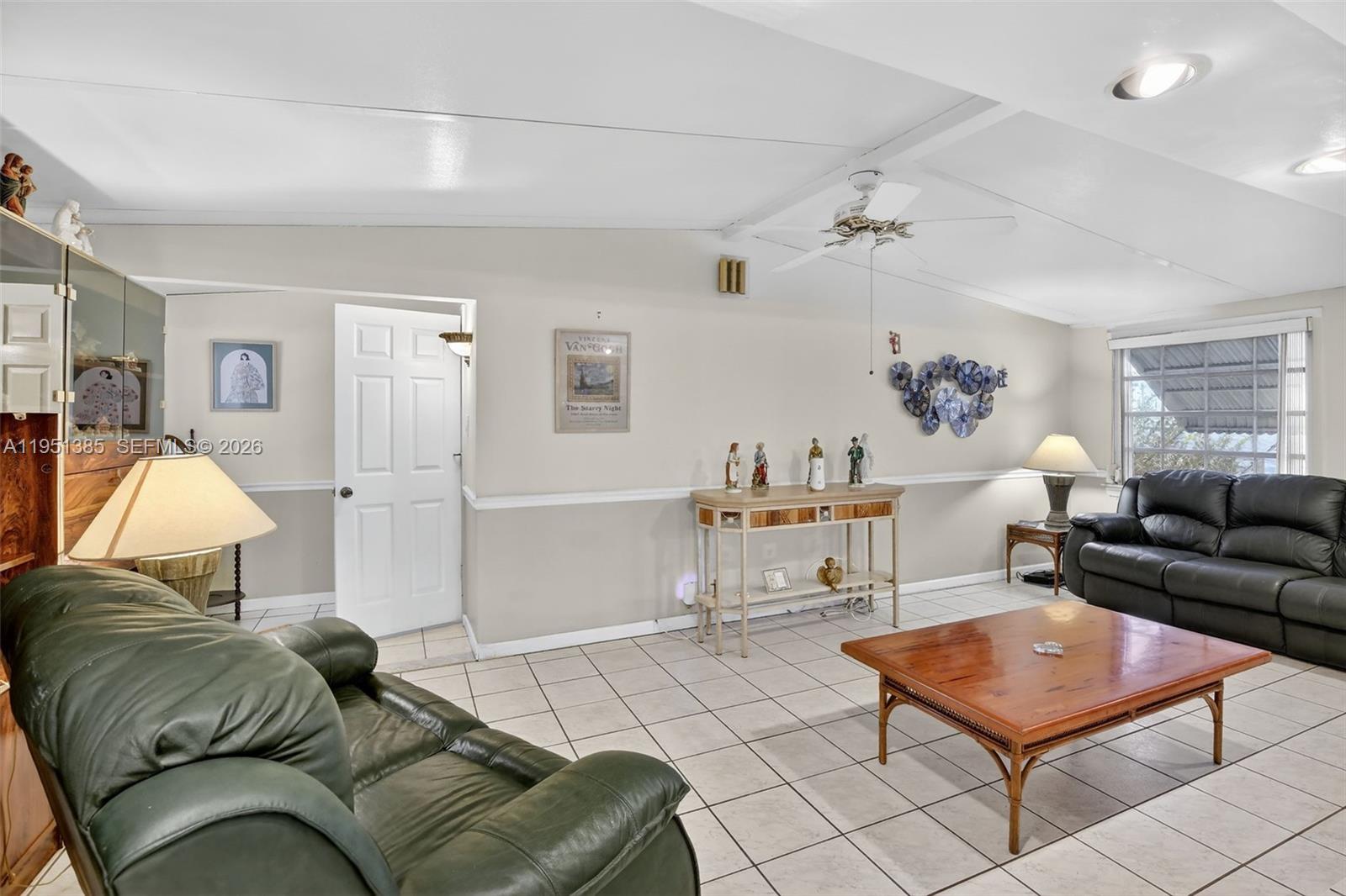 3033 Lakeshore Drive Property Photo 20