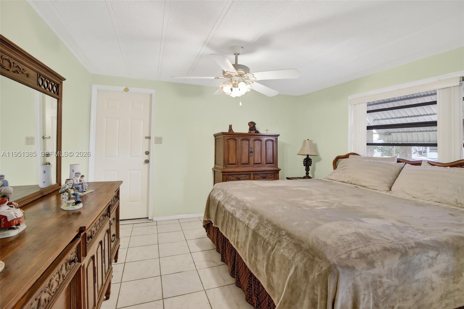 3033 Lakeshore Drive Property Photo 36