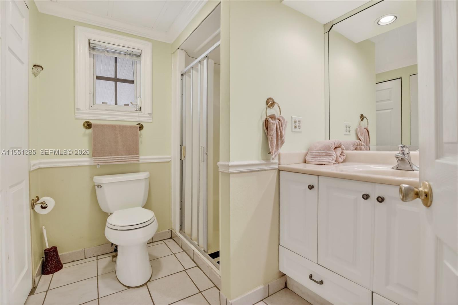 3033 Lakeshore Drive Property Photo 41