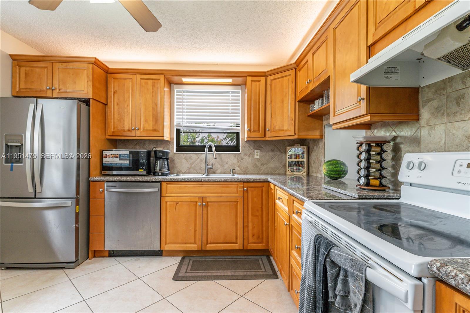 4960 E Sabal Palm Boulevard 301 Property Photo 8
